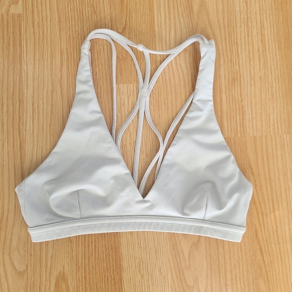 Lululemon Bra size 4 - Picture 8 of 8